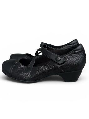 Aravon Portia Mary Jane Comfort Shoes Size 9.5AA